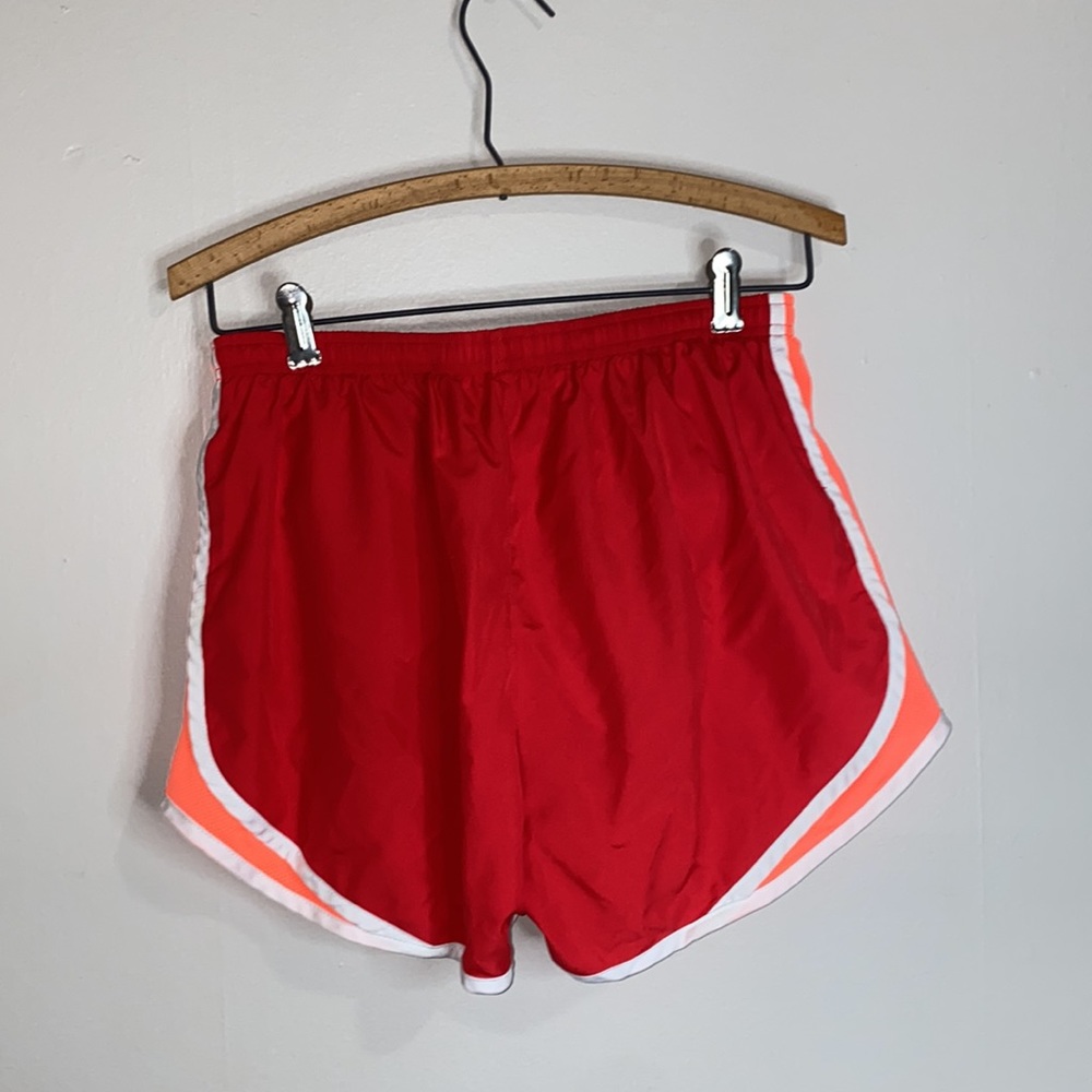 🌵Adorable orange Nike Dri-fit shorts! - Picture 5 of 7